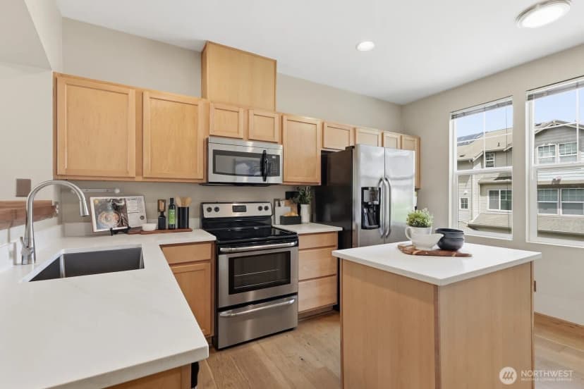 Property photo for 15325 Se 155th Place #j5, Renton photo 16