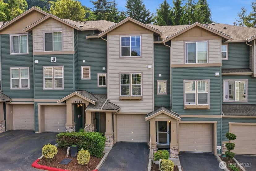 Property photo for 15325 Se 155th Place #j5, Renton photo 2
