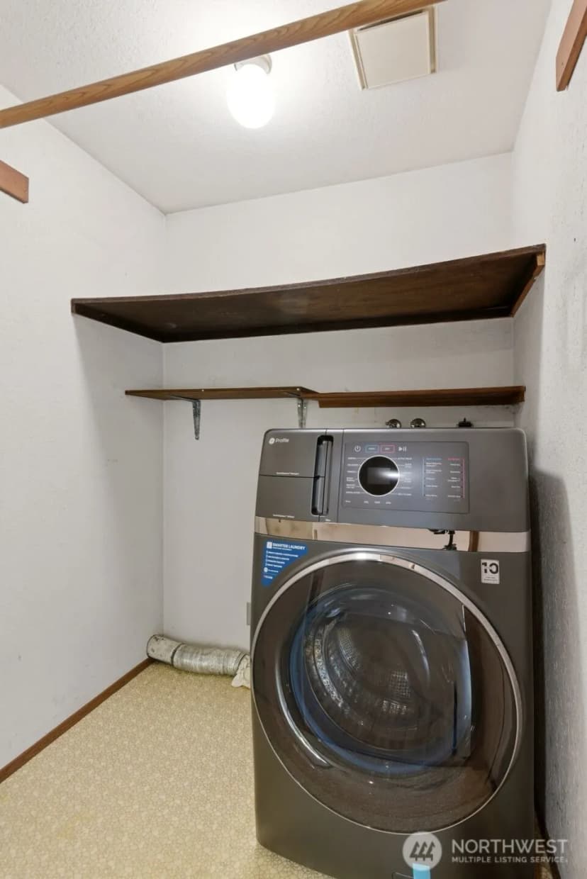 Property photo for 25248 111th Avenue Se, Kent photo 18