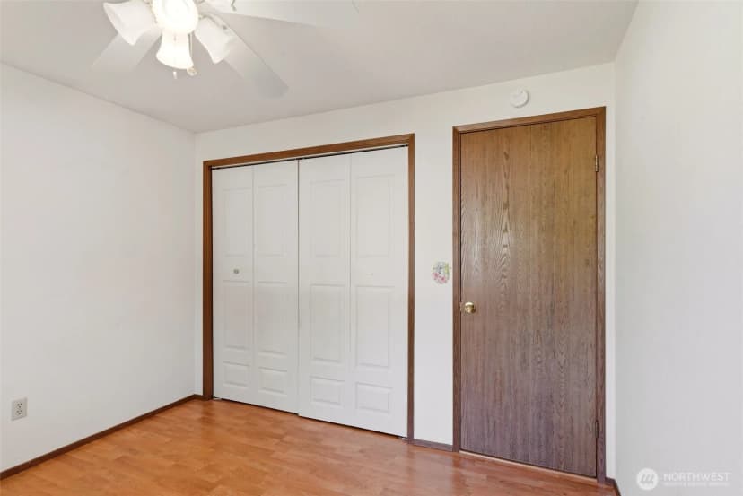 Property photo for 25248 111th Avenue Se, Kent photo 27