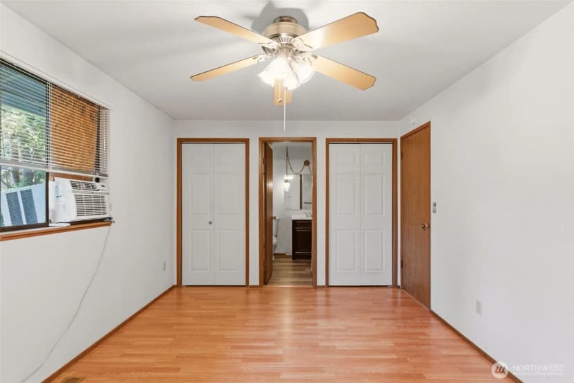 Property photo for 25248 111th Avenue Se, Kent photo 22