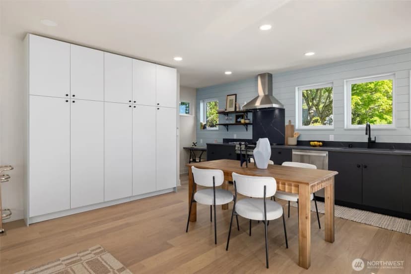 Property photo for 909 32nd Avenue S #c, Seattle photo 18