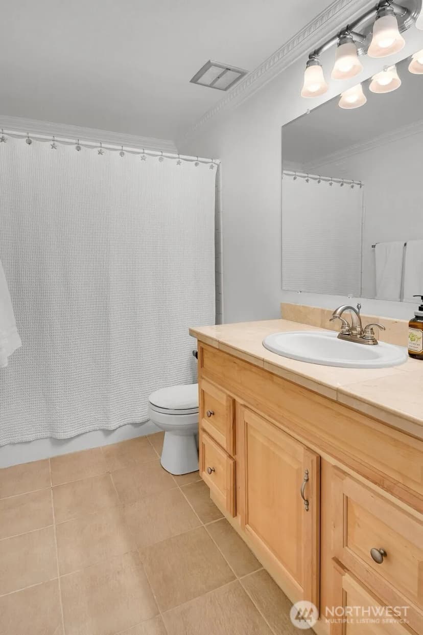 Property photo for 6530 W Mercer Way, Mercer Island photo 16