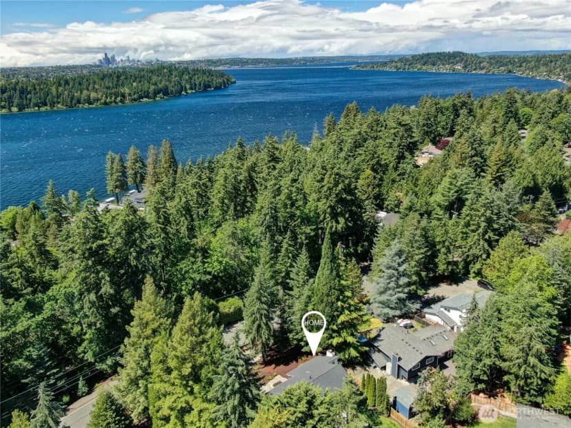 Property photo for 6530 W Mercer Way, Mercer Island photo 2
