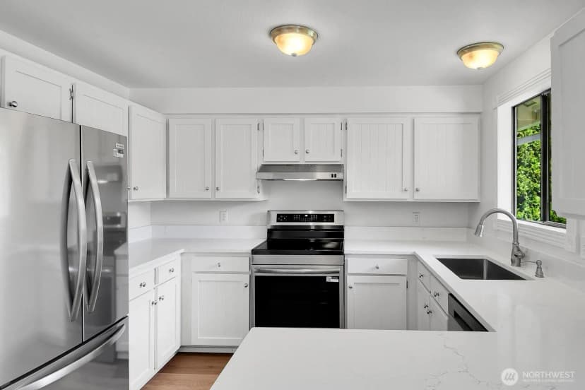Property photo for 6530 W Mercer Way, Mercer Island photo 10