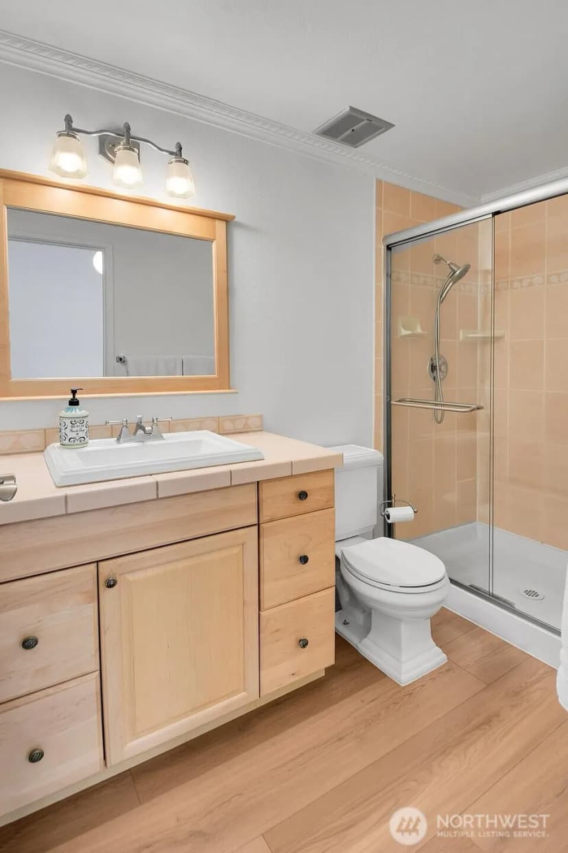 Property photo for 6530 W Mercer Way, Mercer Island photo 14