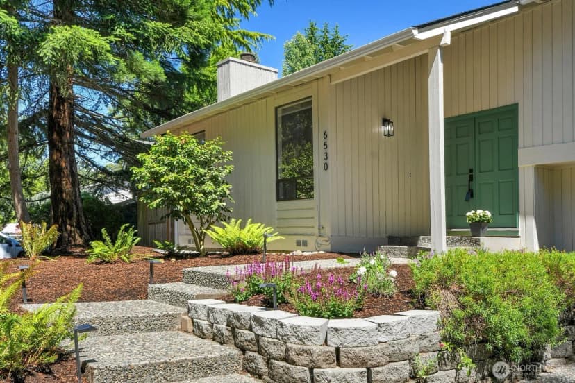 Property photo for 6530 W Mercer Way, Mercer Island photo 26