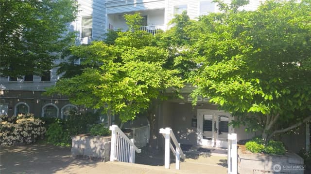 Property photo for 2522 Rucker Avenue #407, Everett photo 2