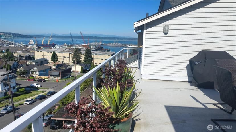 Property photo for 2522 Rucker Avenue #407, Everett photo 12
