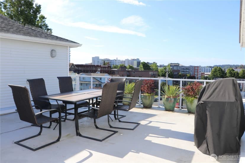 Property photo for 2522 Rucker Avenue #407, Everett photo 11