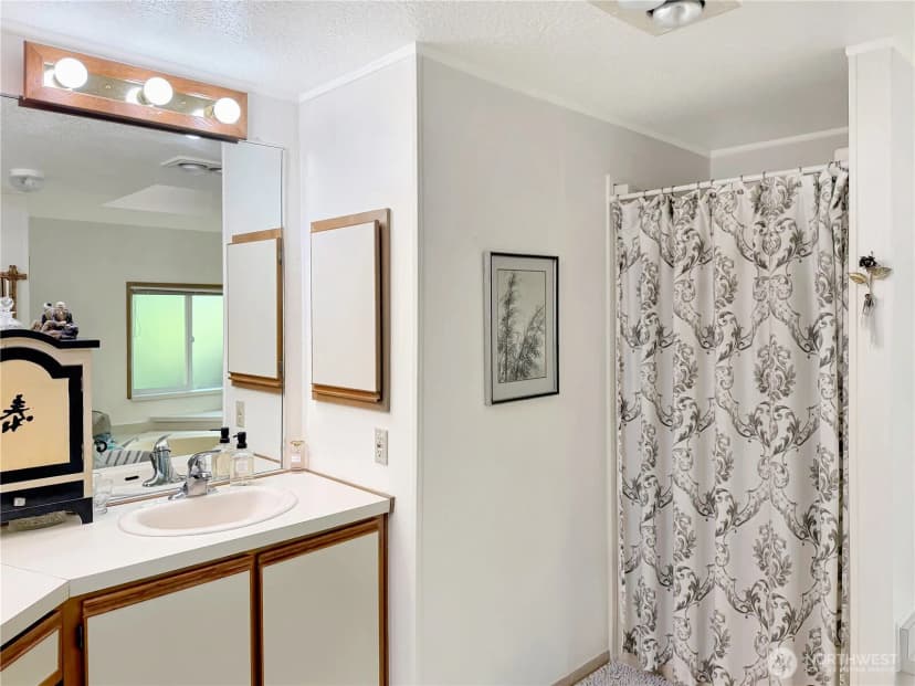 Property photo for 2500 S 370th Street #90, Federal Way photo 11
