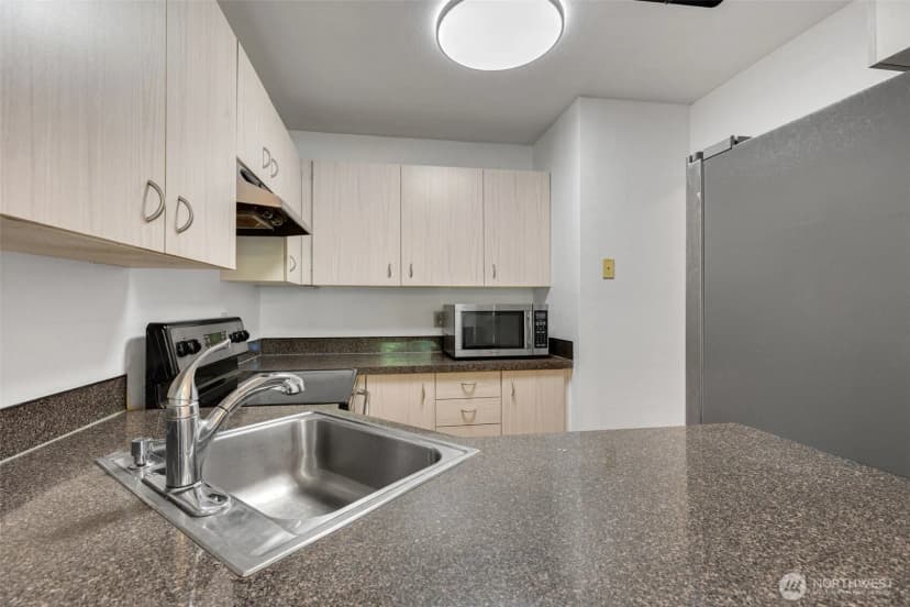 Property photo for 5300 Harbour Pointe Boulevard #310f, Mukilteo photo 9
