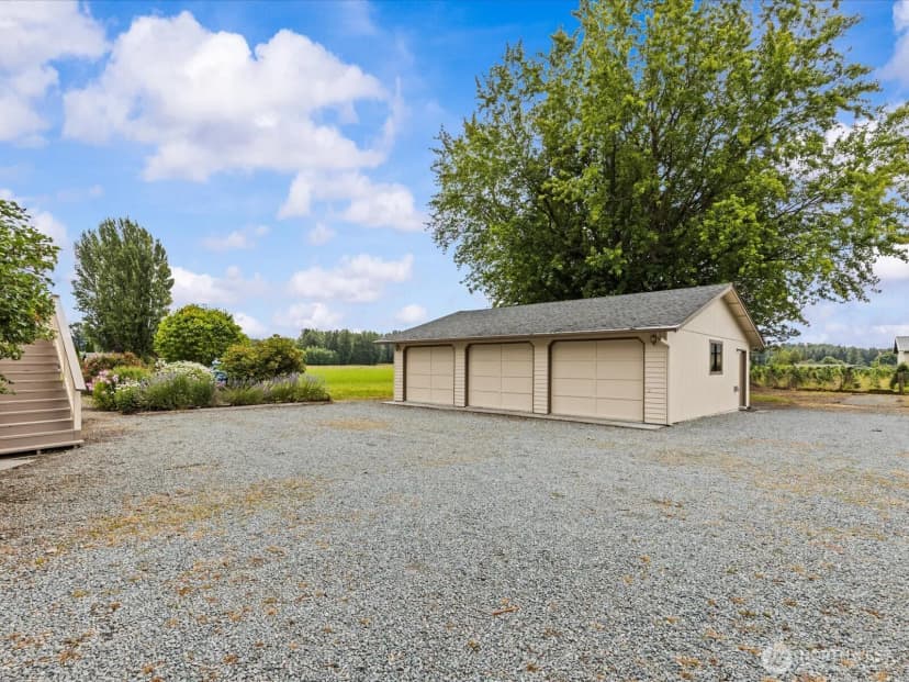 Property photo for 17734 Mclean Road, Mount Vernon photo 30