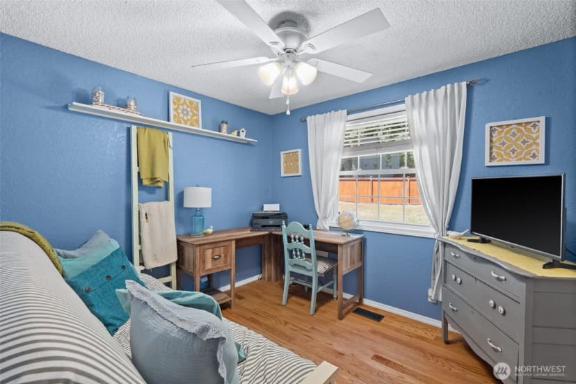 Property photo for 3963 Fischer Park Avenue Ne, Bremerton photo 28