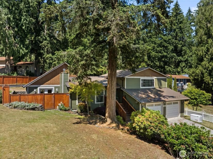 Property photo for 3963 Fischer Park Avenue Ne, Bremerton photo 3
