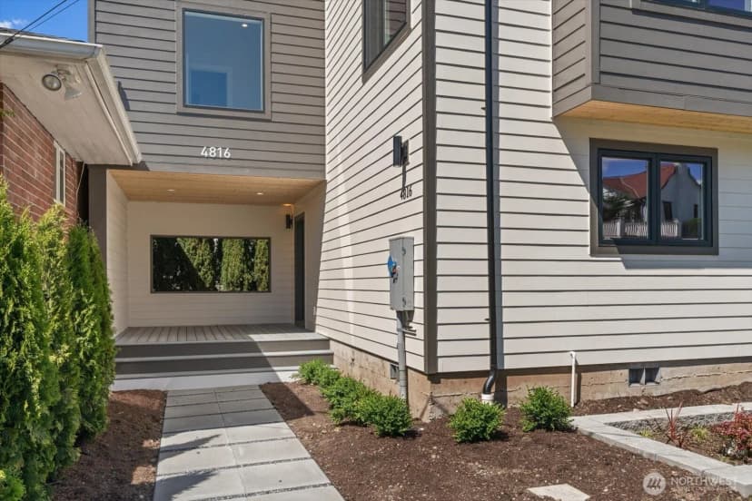 Property photo for 4816 Sw Findlay Street, Seattle photo 5
