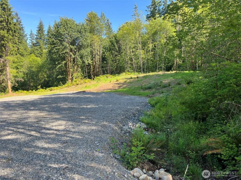 Property photo for 4501 182nd Drive Ne, Snohomish photo 2