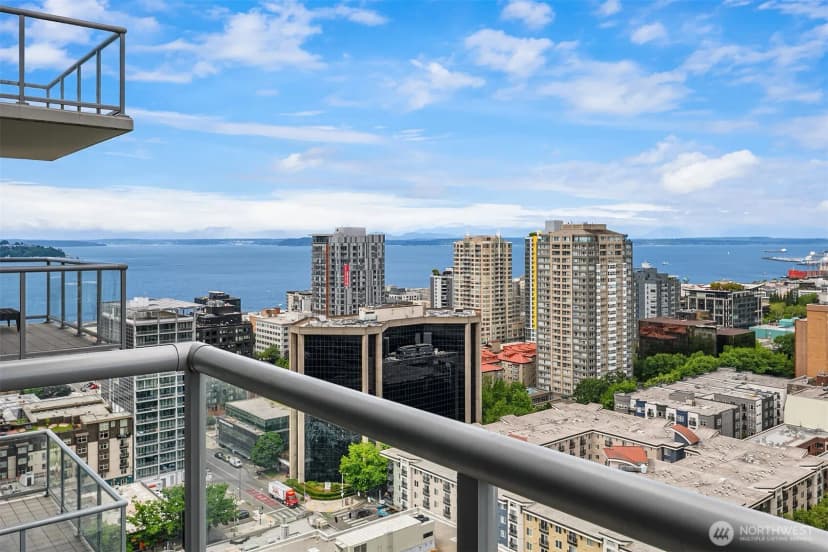 Property photo for 588 Bell Street #2408s, Seattle photo 8