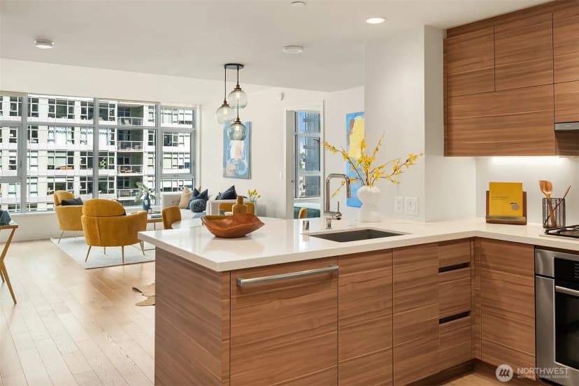 Property photo for 588 Bell Street #2408s, Seattle photo 11