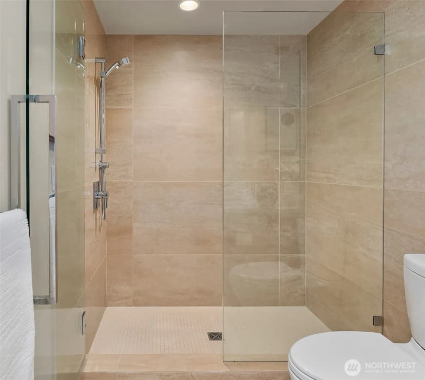 Property photo for 588 Bell Street #2408s, Seattle photo 17
