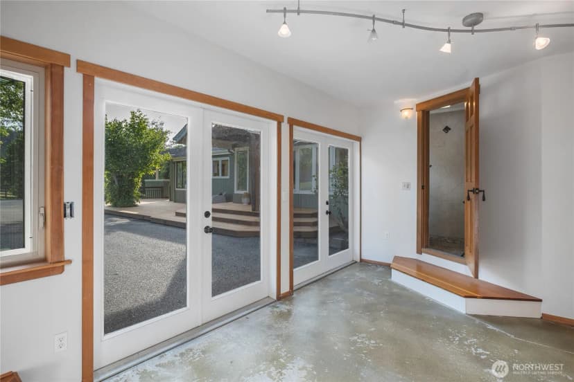 Property photo for 6067 S Campbell Lake Road, Anacortes photo 37