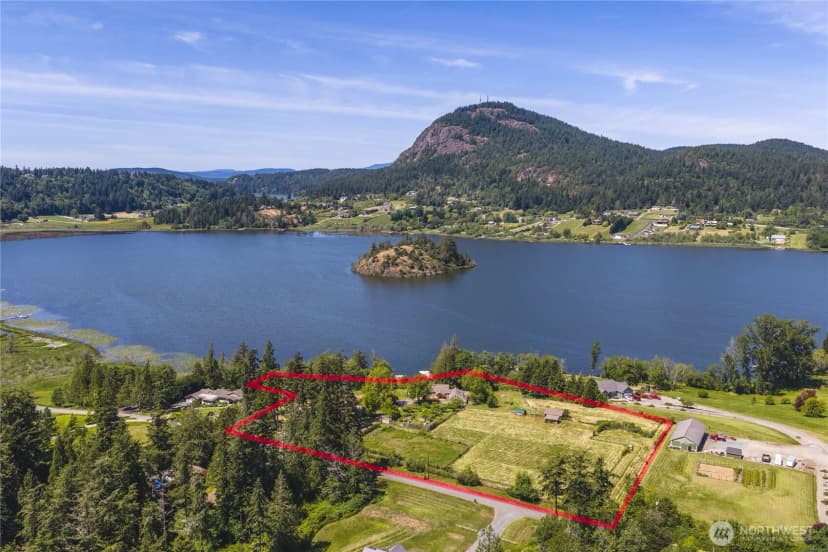 Property photo for 6067 S Campbell Lake Road, Anacortes photo 6