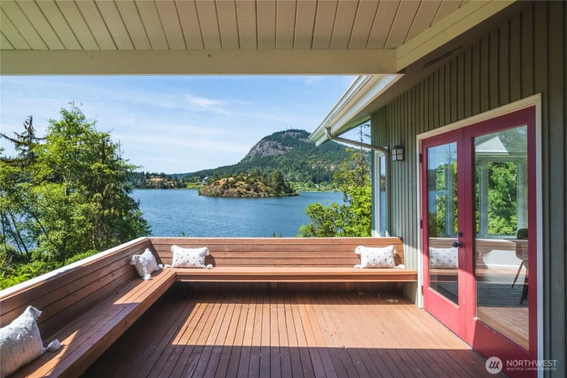 Property photo for 6067 S Campbell Lake Road, Anacortes photo 10