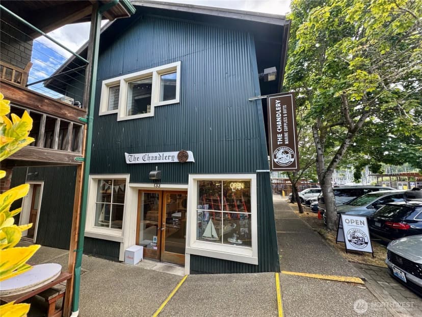 Property photo for 141 Parfitt Way Sw ##a6, Bainbridge Island photo 10