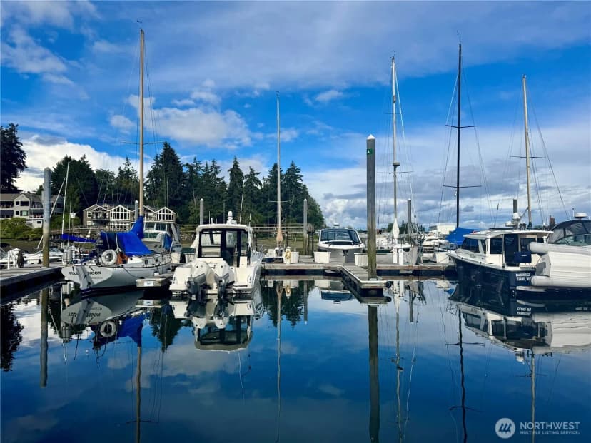 Property photo for 141 Parfitt Way Sw ##a6, Bainbridge Island photo 32