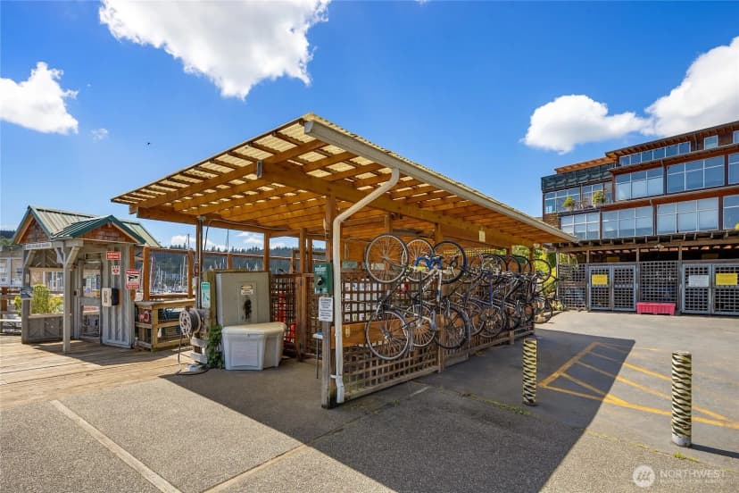 Property photo for 141 Parfitt Way Sw ##a6, Bainbridge Island photo 17