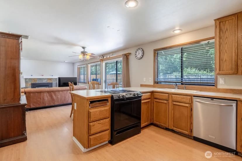 Property photo for 1504 227th Place Ne, Sammamish photo 13