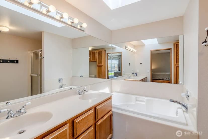 Property photo for 1504 227th Place Ne, Sammamish photo 27