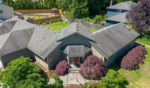 Property photo for 1504 227th Place Ne, Sammamish photo 2