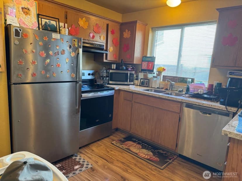 Property photo for 10431 19th Avenue Se #a & B, Everett photo 19