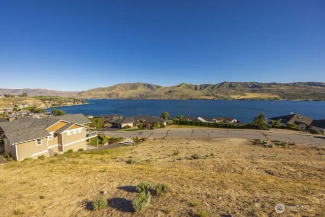 Property photo for 116 Apple Avenue, Chelan photo 2