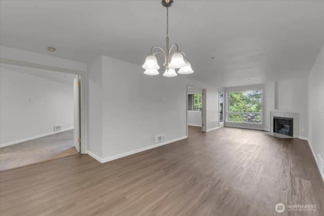 Property photo for 823 N 161st Place #405, Shoreline photo 4