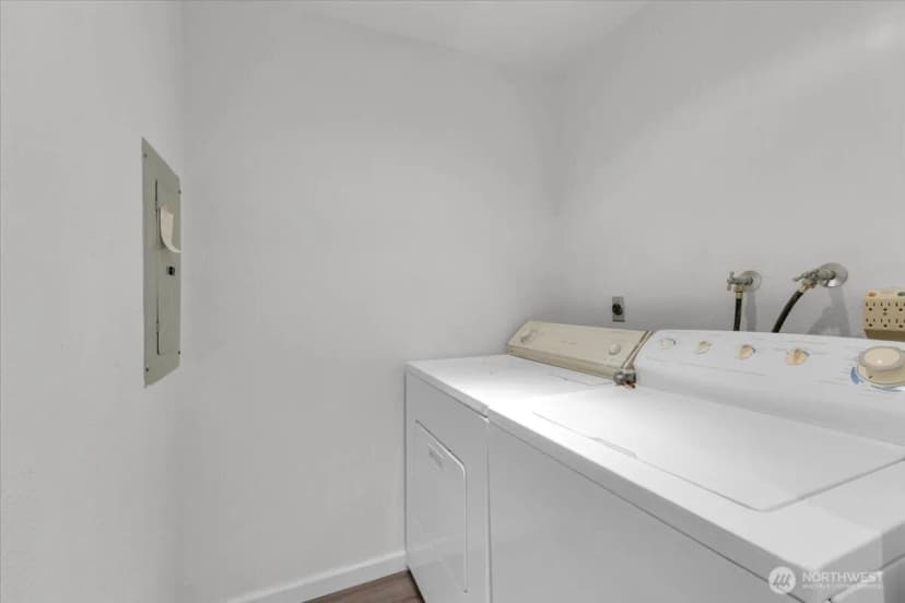 Property photo for 823 N 161st Place #405, Shoreline photo 18