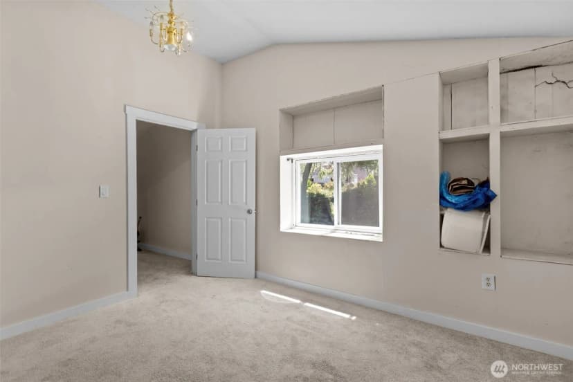 Property photo for 12419 20th Avenue S, Seattle photo 25