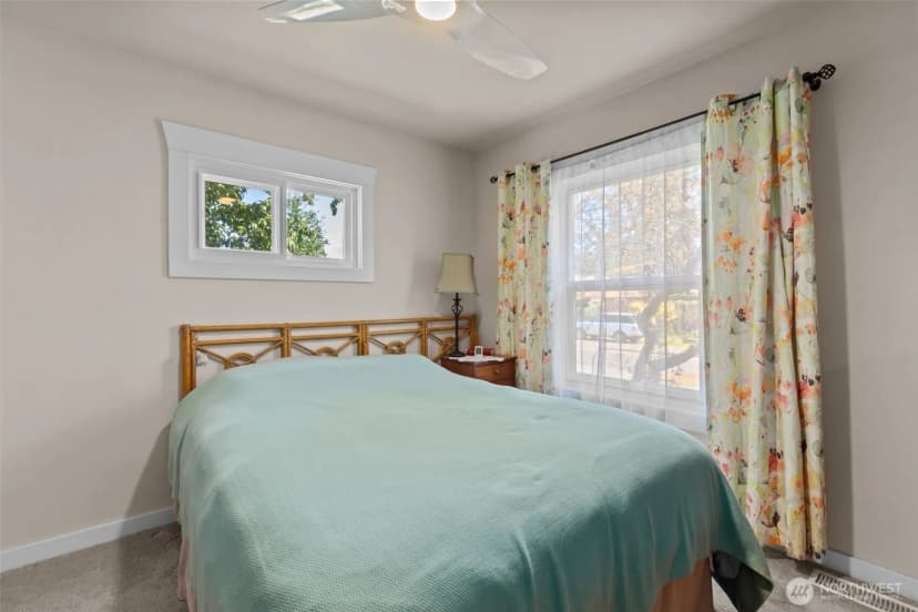 Property photo for 12419 20th Avenue S, Seattle photo 10