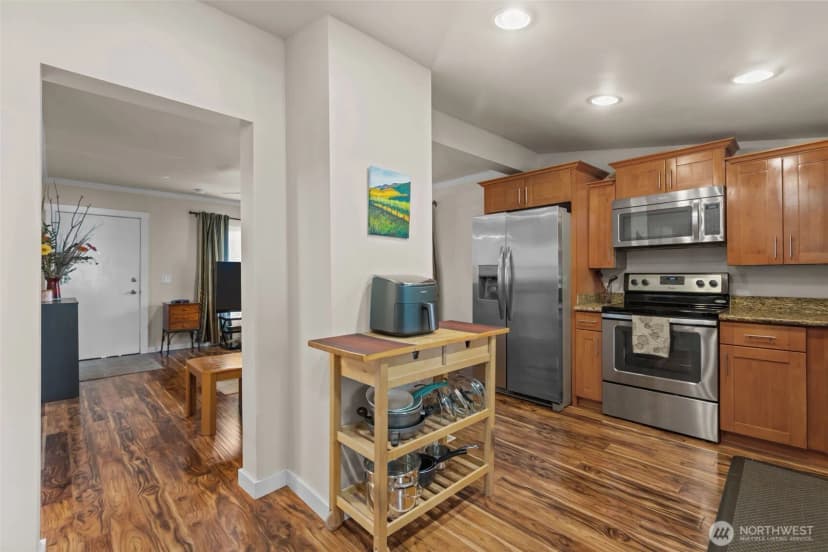 Property photo for 12419 20th Avenue S, Seattle photo 6