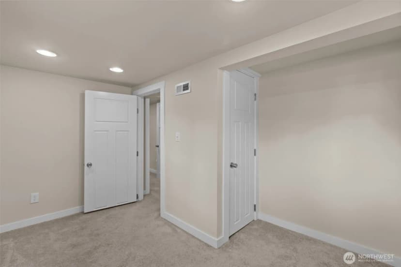 Property photo for 12419 20th Avenue S, Seattle photo 21