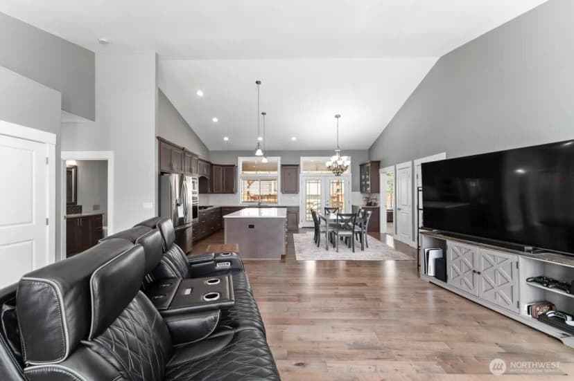 Property photo for 1020 Crest Loop, Entiat photo 7