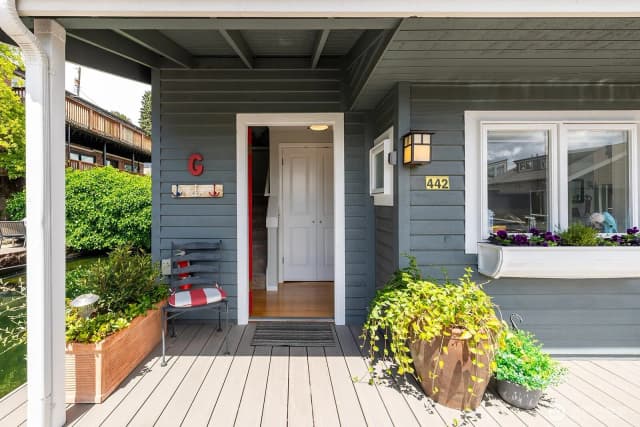 Property photo for 1210 E Shelby Street #g, Seattle photo 2