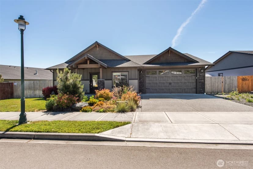 Property photo for 390 Broadmoor Street, Sequim photo 37