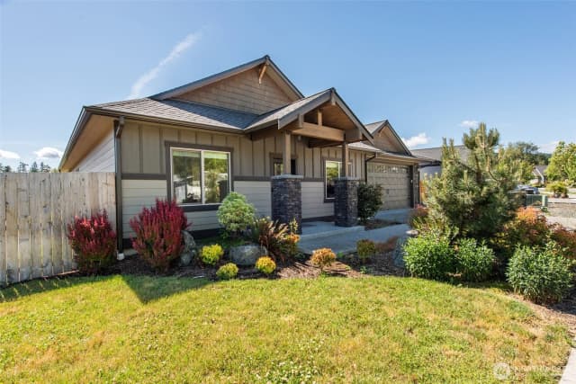 Property photo for 390 Broadmoor Street, Sequim
