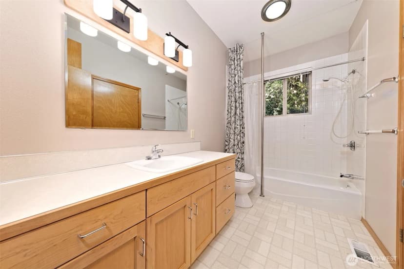 Property photo for 898 Se Dahman Road, Shelton photo 18