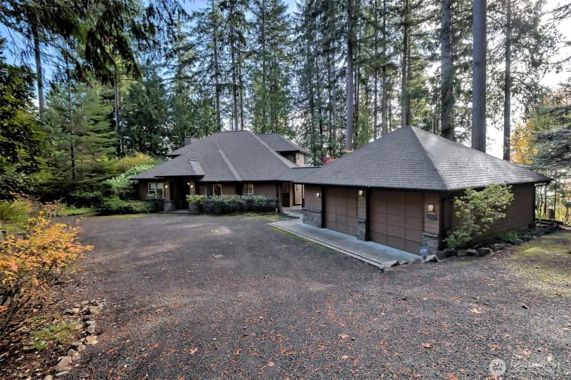 Property photo for 898 Se Dahman Road, Shelton photo 2