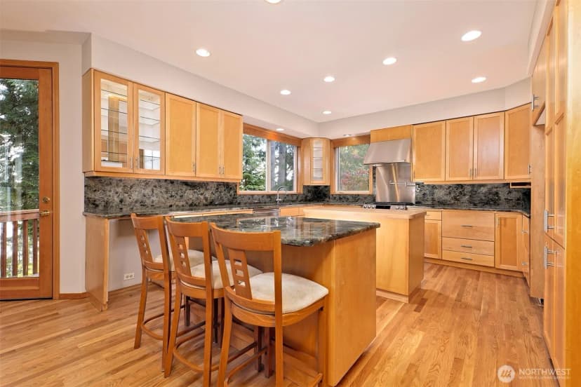 Property photo for 898 Se Dahman Road, Shelton photo 9