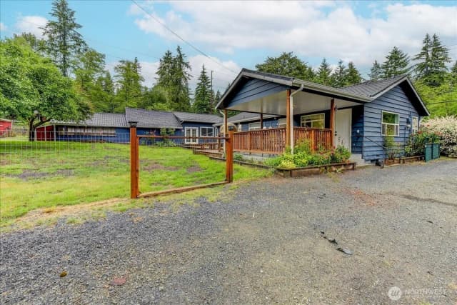 Property photo for 18115 185th Avenue Ne, Woodinville photo 5