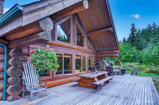 Property photo for 1154 Monroe Road, Port Angeles